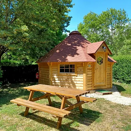 Le Vallage Camping *
